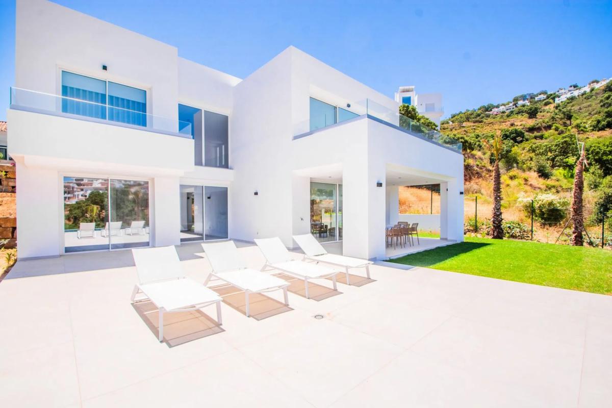 Sprzedaż niezależnego domku jednorodzinnego w Barrio Santa María, Marbella photo 1