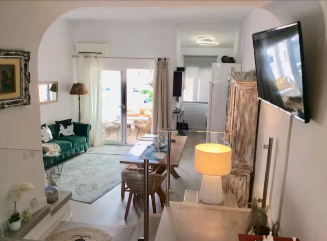 Venta de piso en Puerto de Cabopino, Marbella
photo 1
