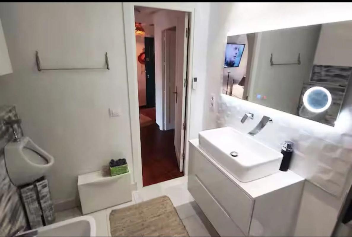Venta de piso en Puerto de Cabopino, Marbella
photo 2