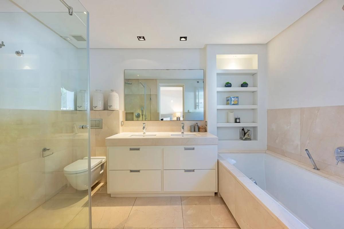Venta de chalet independiente en Calle Melilla, Marbella
 photo 4