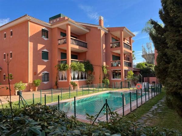 Mieszkanie na sprzedaż w  Calle de las Golondrinas, Marbella photo 1