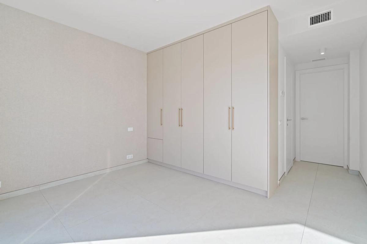Sprzedaż niezależnego domku jednorodzinnego w  Urbanización Cerrado de Elviria, Marbella photo 4