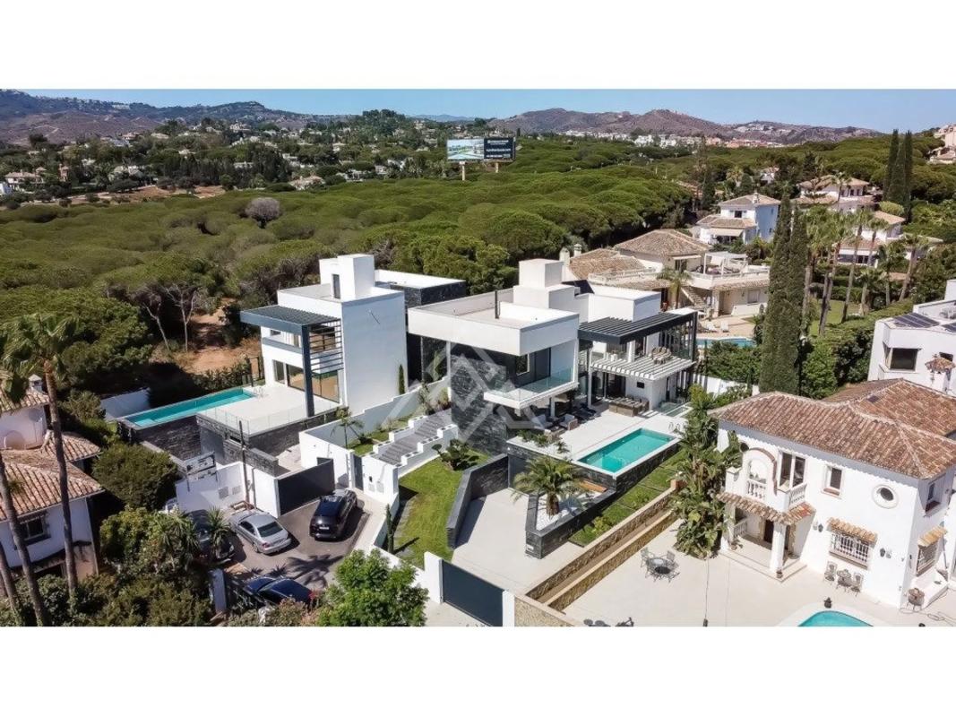 Sale of independent chalet in Calle Gijón, 7 -5, Marbella
photo 2