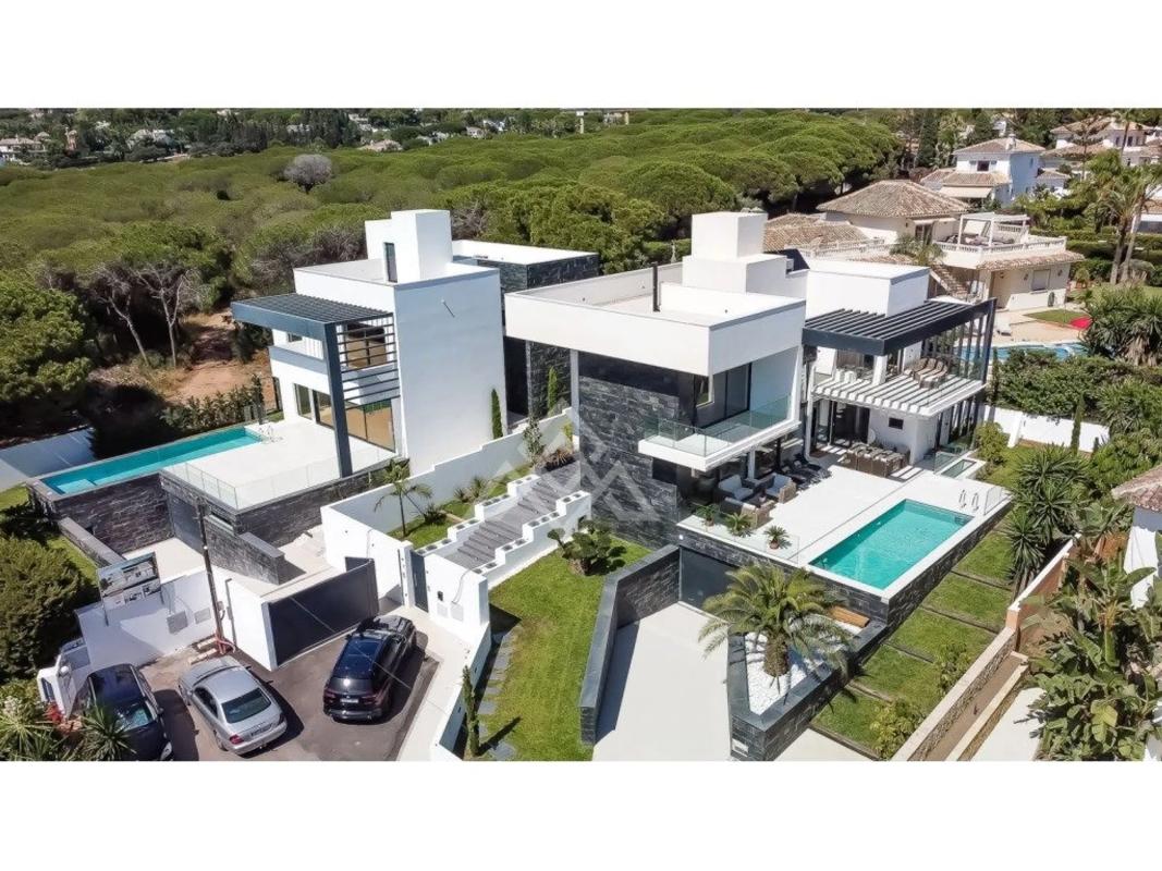 Sale of independent chalet in Calle Gijón, 7 -5, Marbella
photo 3