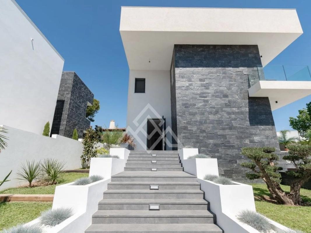 Sale of independent chalet in Calle Gijón, 7 -5, Marbella
photo 4