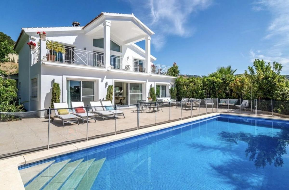 Sprzedaż niezależnego domku jednorodzinnego w Calle Trebol, Marbella photo 1