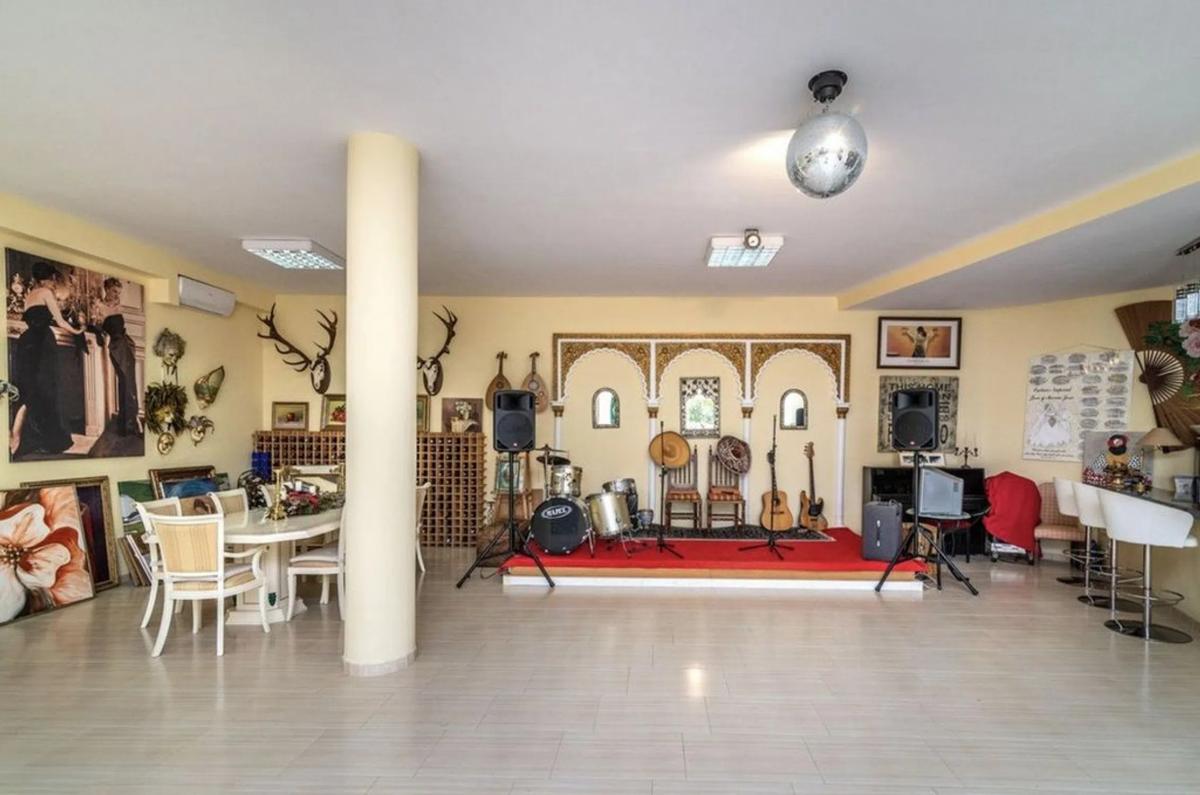 Sprzedaż niezależnego domku jednorodzinnego w Calle Trebol, Marbella photo 2