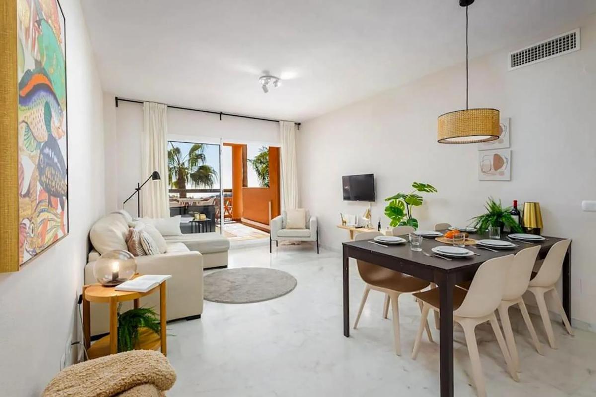 Venta de piso en Avenida la Reserva de Marbella, Marbella
 photo 2