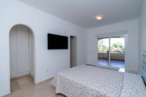 Piso en venta en Barrio Santa María, Marbella
thumbnail 2