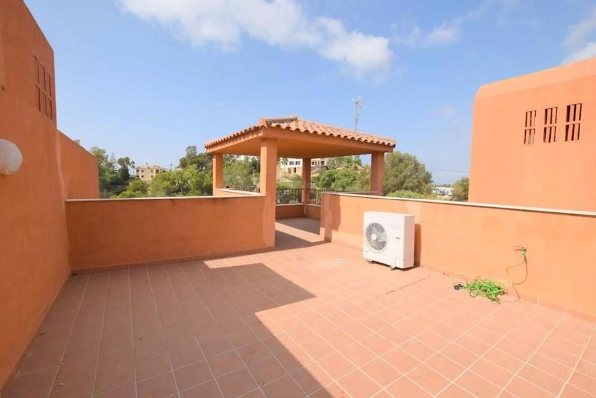 Venta de piso en Barrio Reserva de Marbella, Marbella
 photo 5