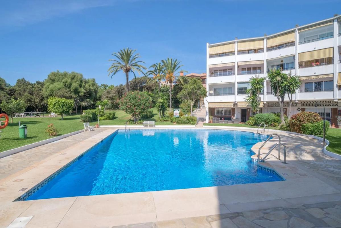 Venta de piso en Avenida Cartagena, 1, Marbella
 photo 5