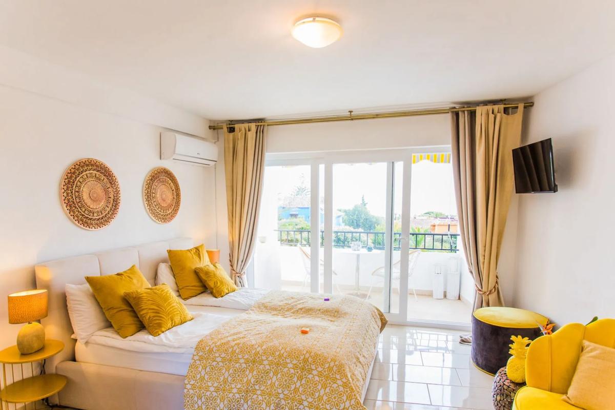 Venta de estudio en Barrio Marbesa, Marbella photo 2