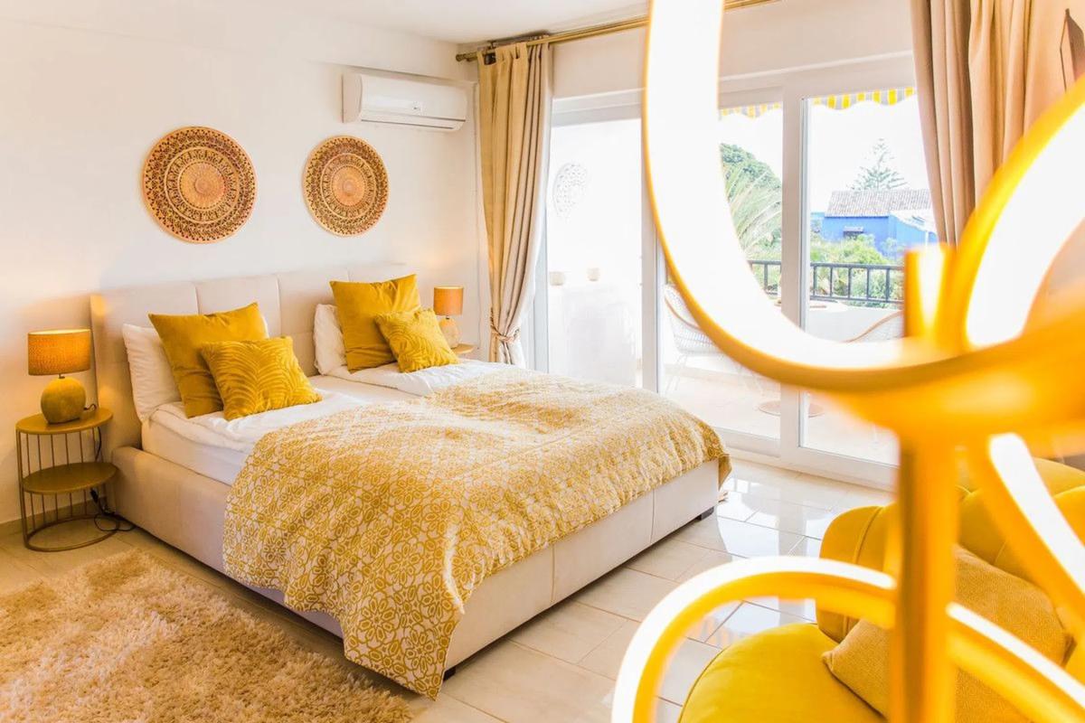 Venta de estudio en Avenida Cartagena, Marbella photo 5