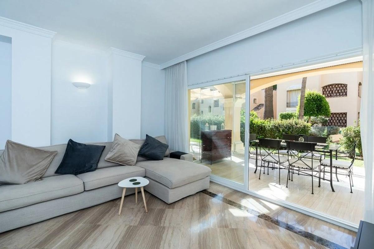 Venta de piso en Barrio Santa María, Marbella
 photo 2