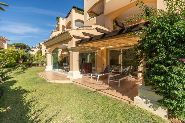Piso en venta en Barrio Santa María, Marbella
thumbnail 2