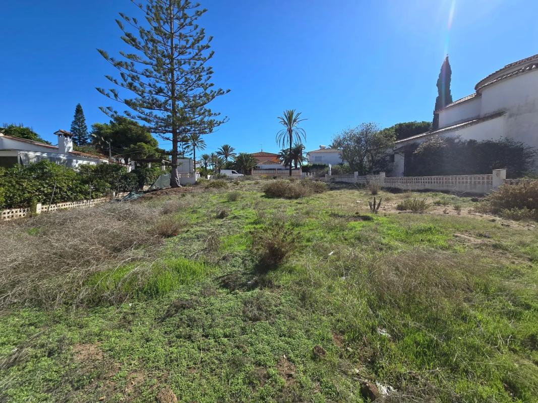 Sprzedaż niezależnego domku jednorodzinnego w Calle Tenerife s/n, Marbella photo 4