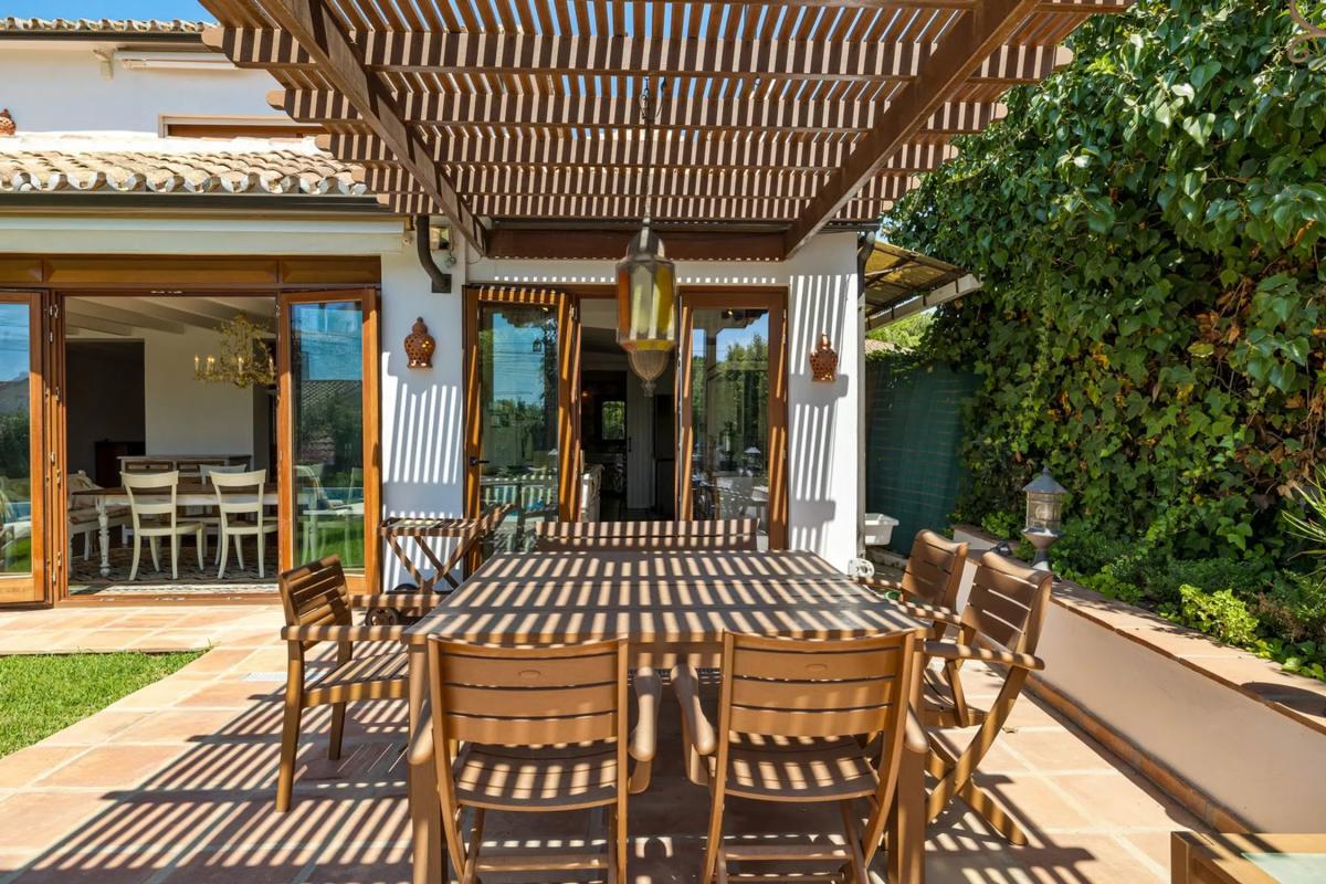 Venta de chalet independiente en Avenida Cantabrica, 33, Marbella
photo 3