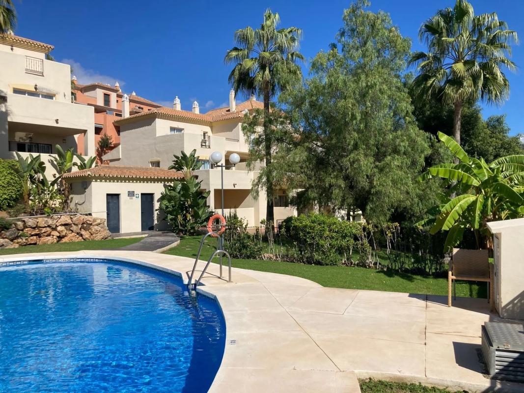 Venta de duplex en Paseo del Golf s/n, Marbella photo 1