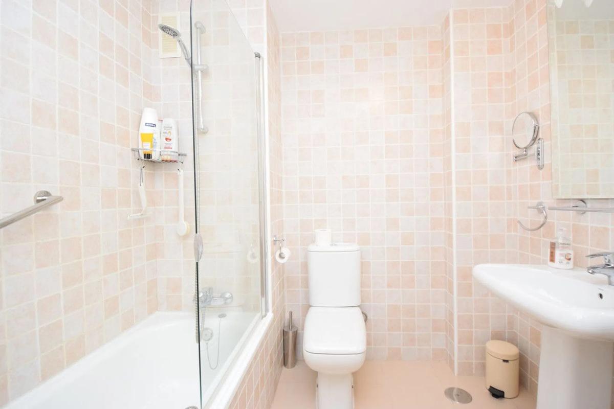 Venta de ático en Barrio Reserva de Marbella, Marbella photo 5