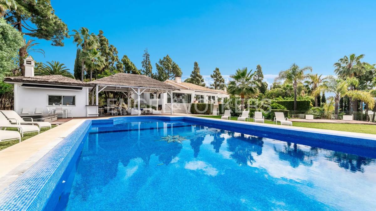 Venta de chalet independiente en Avenida 1, Marbella
photo 4