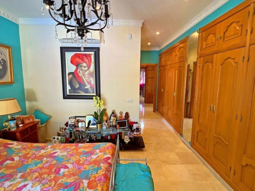 Sprzedaż niezależnego domku jednorodzinnego w  Avenida la Reserva de Marbella, 58, Marbella photo 3