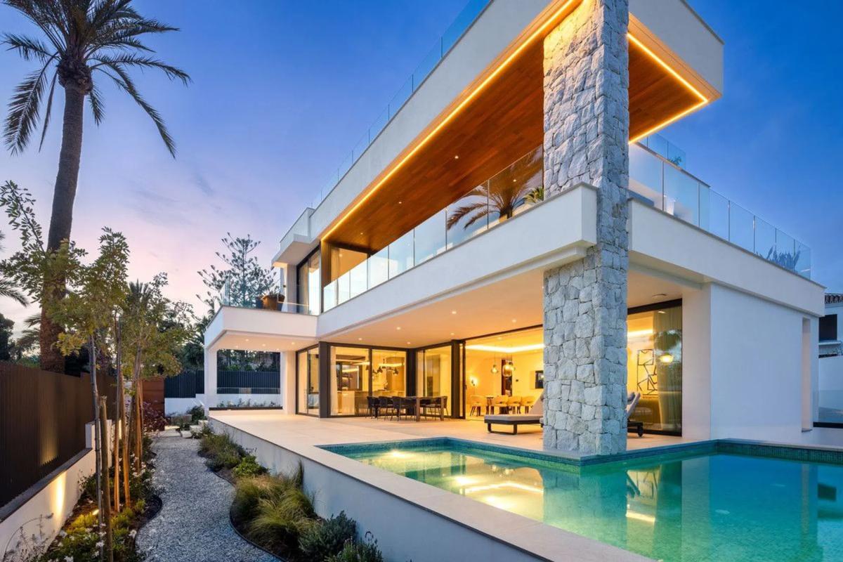 Sprzedaż niezależnego domku jednorodzinnego w  Barrio Marbesa, Marbella photo 2
