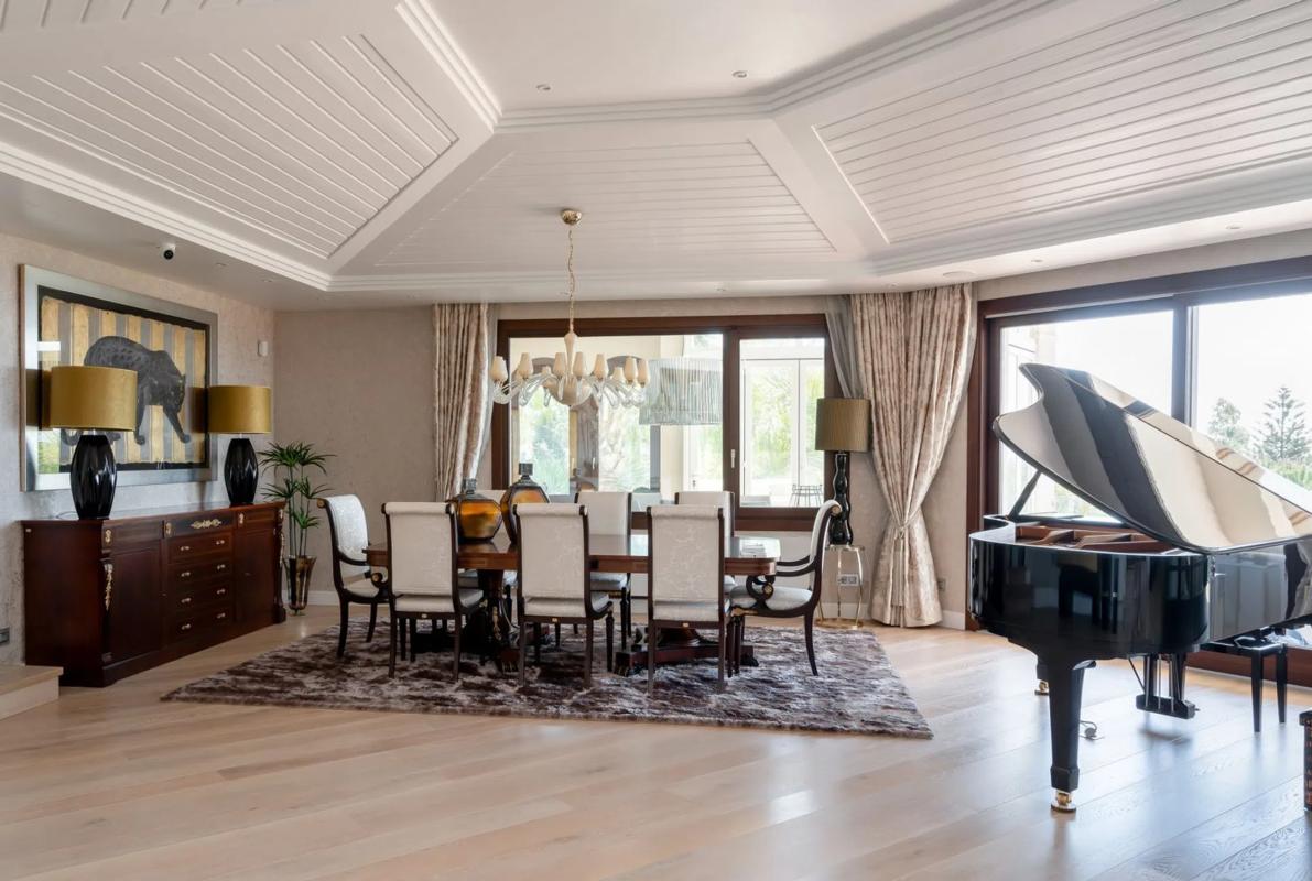 Sprzedaż niezależnego domku jednorodzinnego w Barrio Hacienda Las Chapas, Marbella photo 4