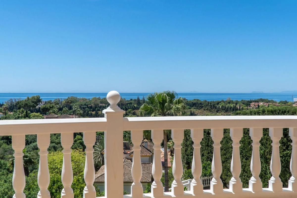 Venta de chalet independiente en Barrio Elviria, Marbella
 photo 5