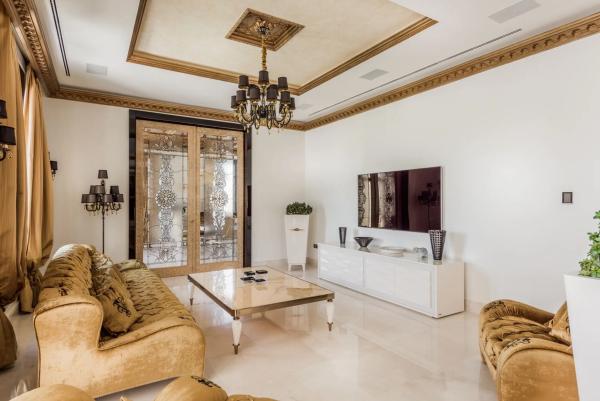 Chalet independiente en venta en Urbanización Hacienda las Chapas, Marbella
 photo 2