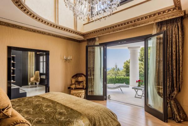 Chalet independiente en venta en Urbanización Hacienda las Chapas, Marbella
 photo 3