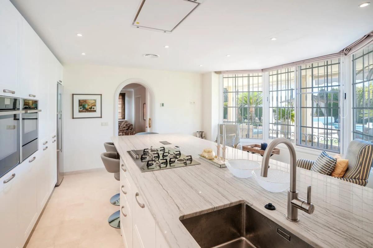 Venta de chalet independiente en Calle Magnolia, Marbella
photo 1