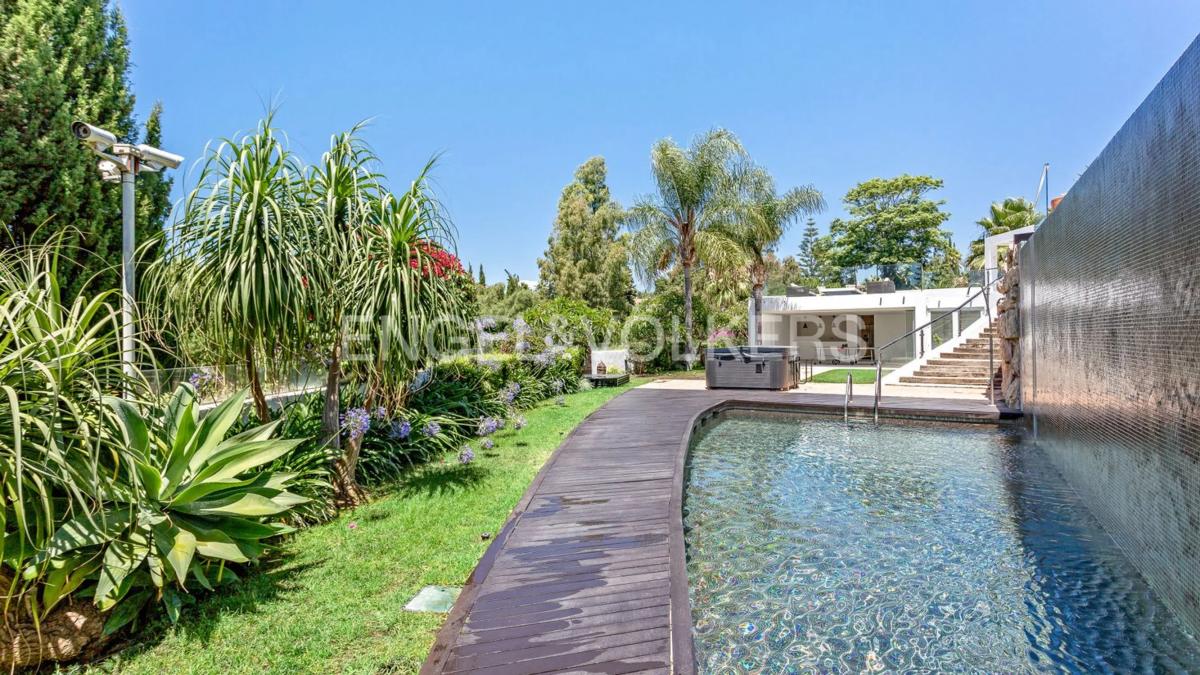 Venta de chalet independiente en Urbanización Hacienda las Chapas, Marbella
 photo 5