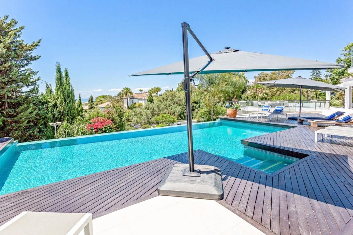 Venta de chalet independiente en Avenida Dos, 149, Marbella
 photo 3