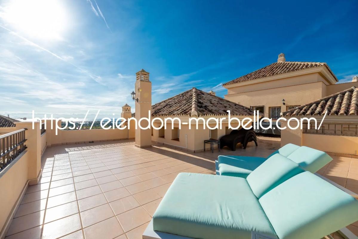 Venta de duplex en Hacienda elviria, Marbella photo 3