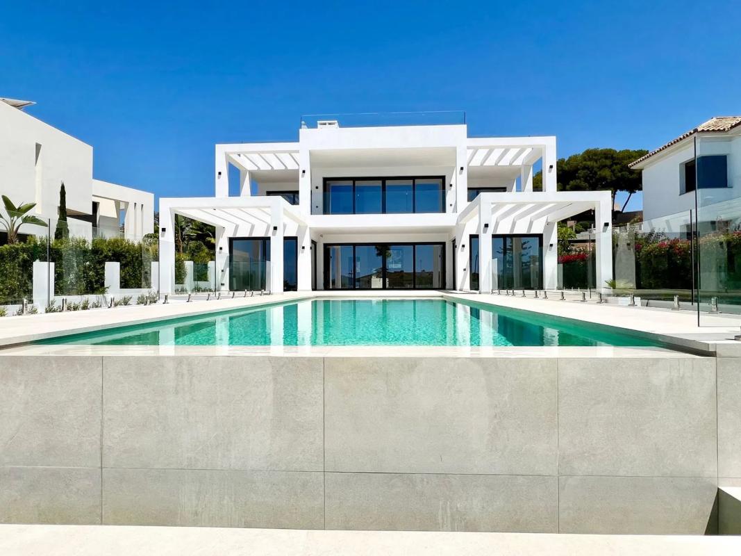 Venta de chalet independiente en Calle de los Amigos, Marbella
photo 4