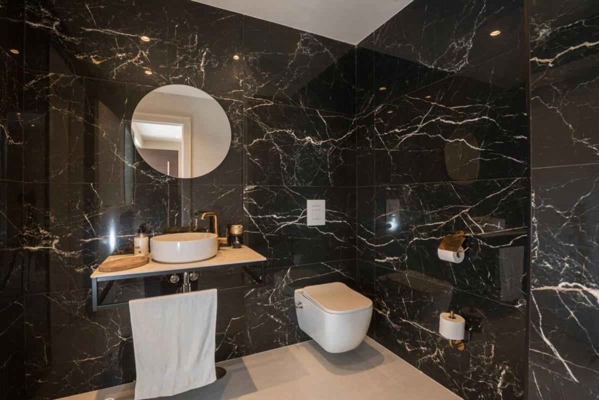 Sale of independent chalet in Barrio Santa María, Marbella
photo 3
