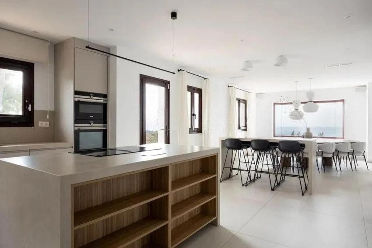 Продажа отдельного шале в Barrio El Rosario-Ricmar, Марбелла photo 5