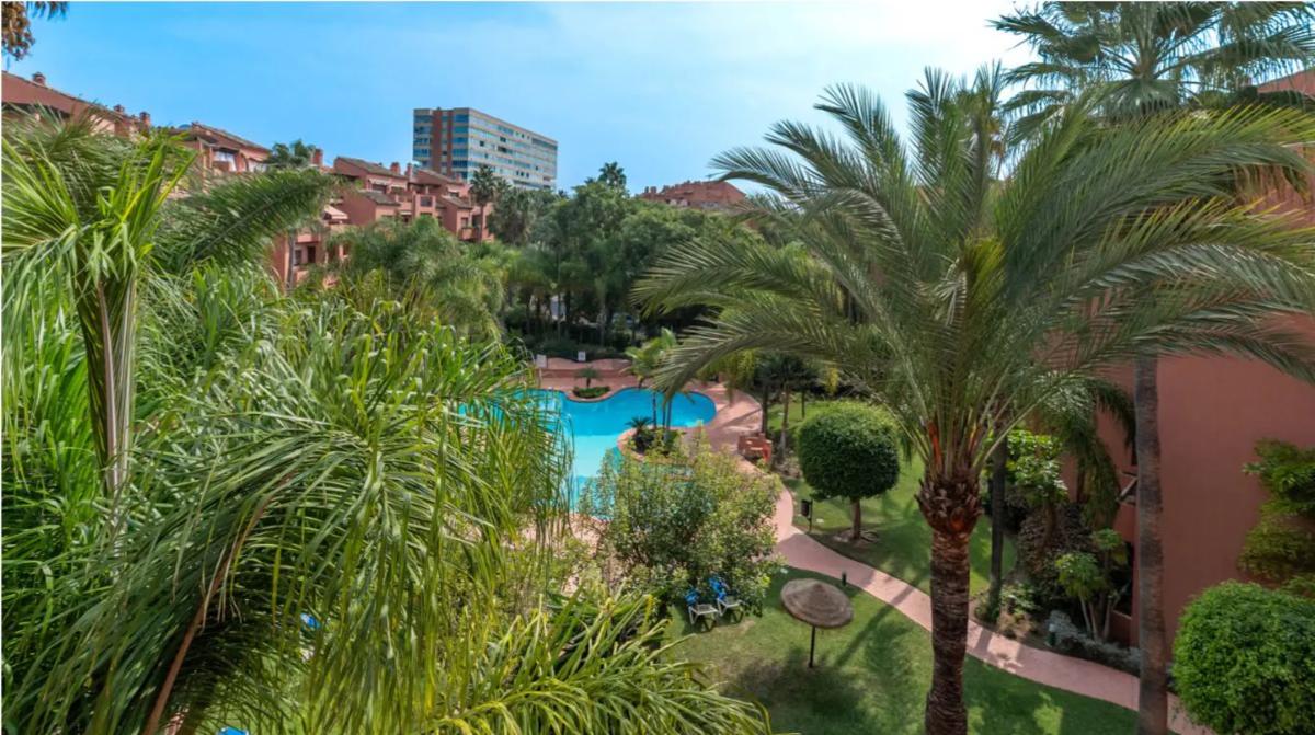 Venta de duplex en Avenida del Gaviero, Marbella photo 5