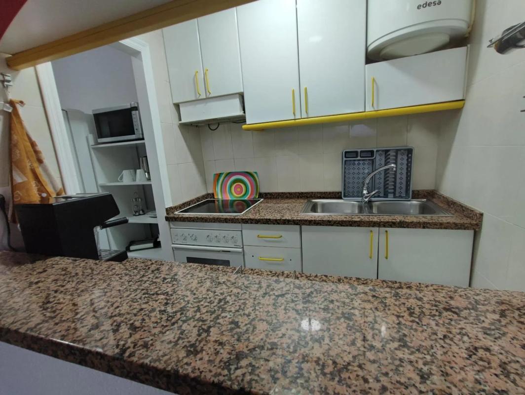 Sale of independent chalet in Barrio Costabella, Marbella
 photo 5