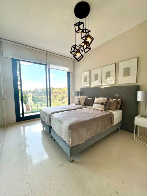 Sale of independent chalet in Urbanización el Rosario, Marbella
photo 5