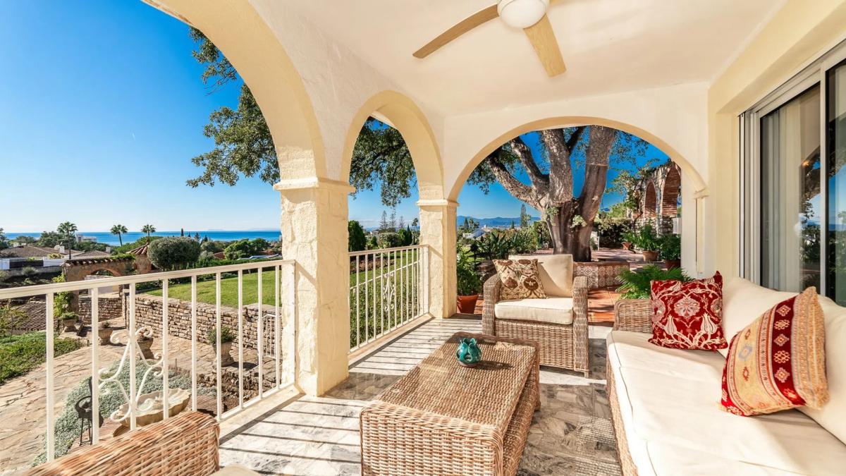 Sprzedaż niezależnego domku jednorodzinnego w  Calle los Robles, Marbella photo 5