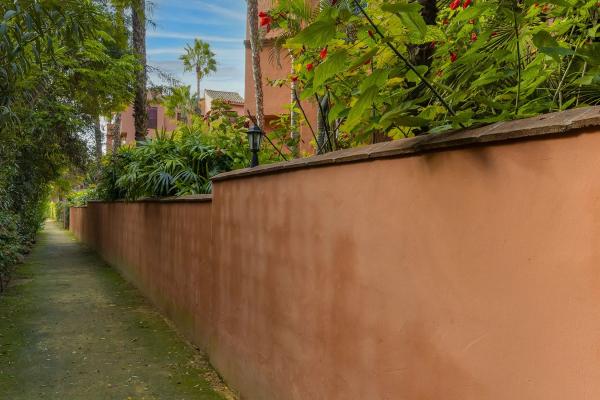 Piso en venta en Avenida del Gaviero s/n D, Marbella
thumbnail 1