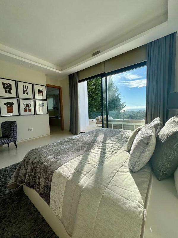 Sprzedaż niezależnego domku jednorodzinnego w  Urbanización el Rosario s/n, Marbella photo 5