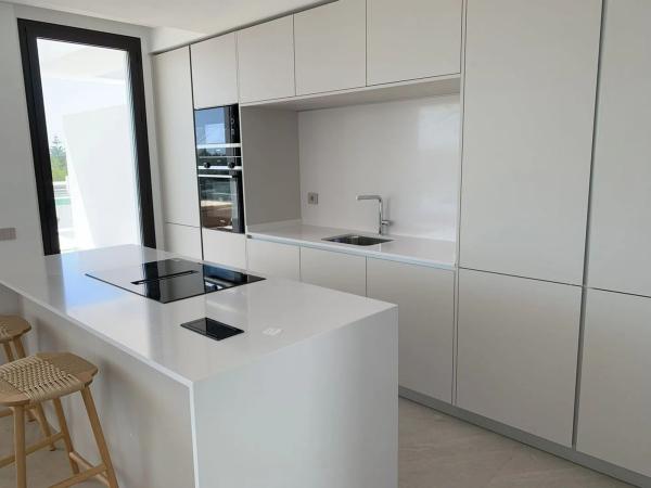 Ático en venta en  Barrio Santa Clara, Marbella photo 4