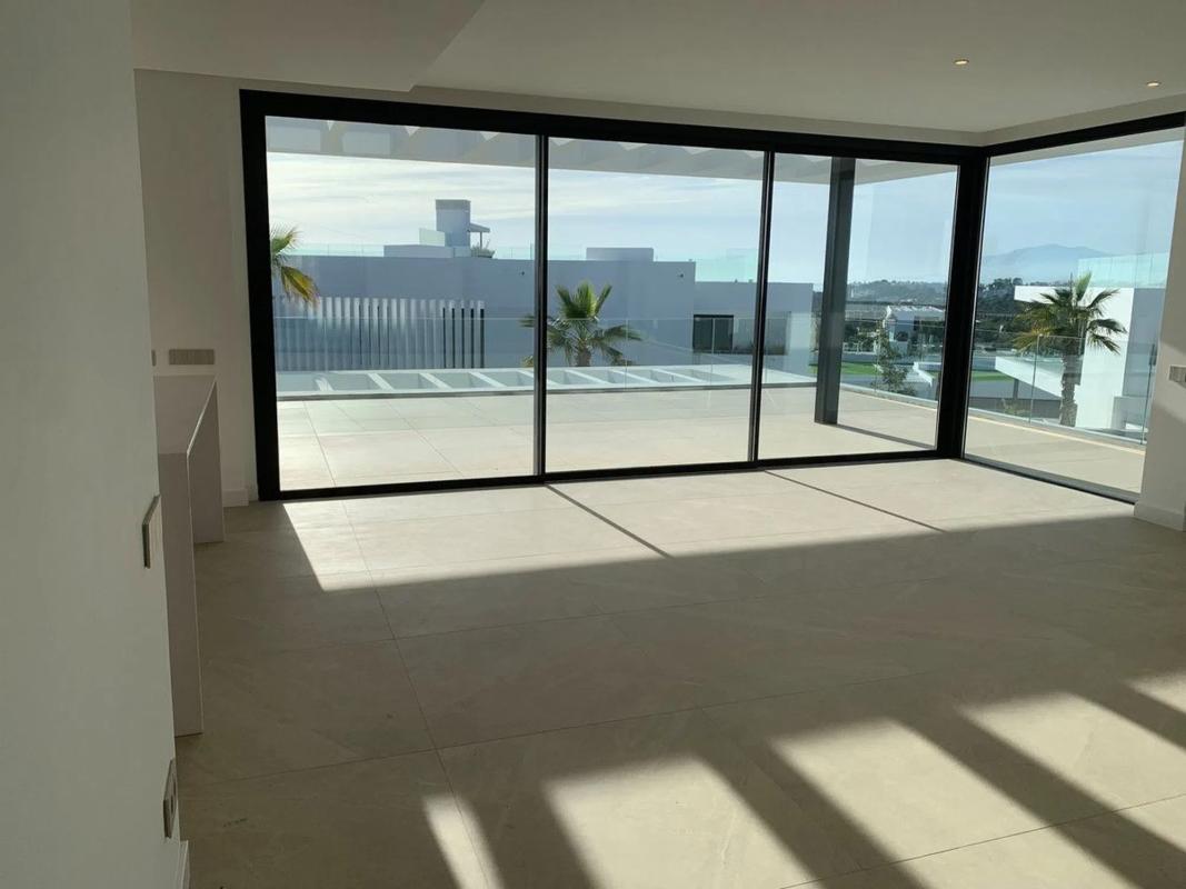 Venta de ático en  Barrio El Rosario-Ricmar, Marbella photo 3