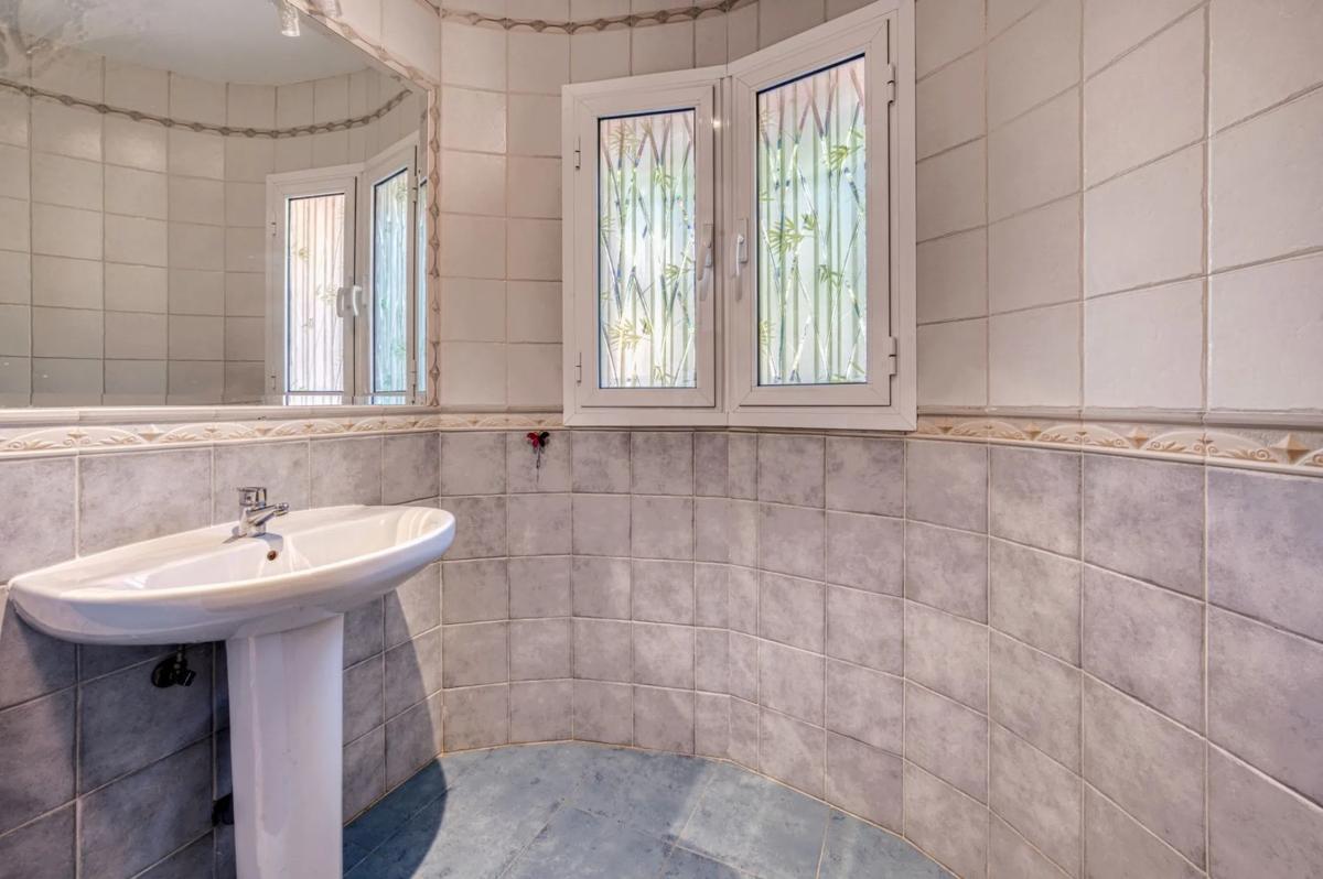 Venta de chalet independiente en Calle las Gardenias, 273, Marbella
photo 4
