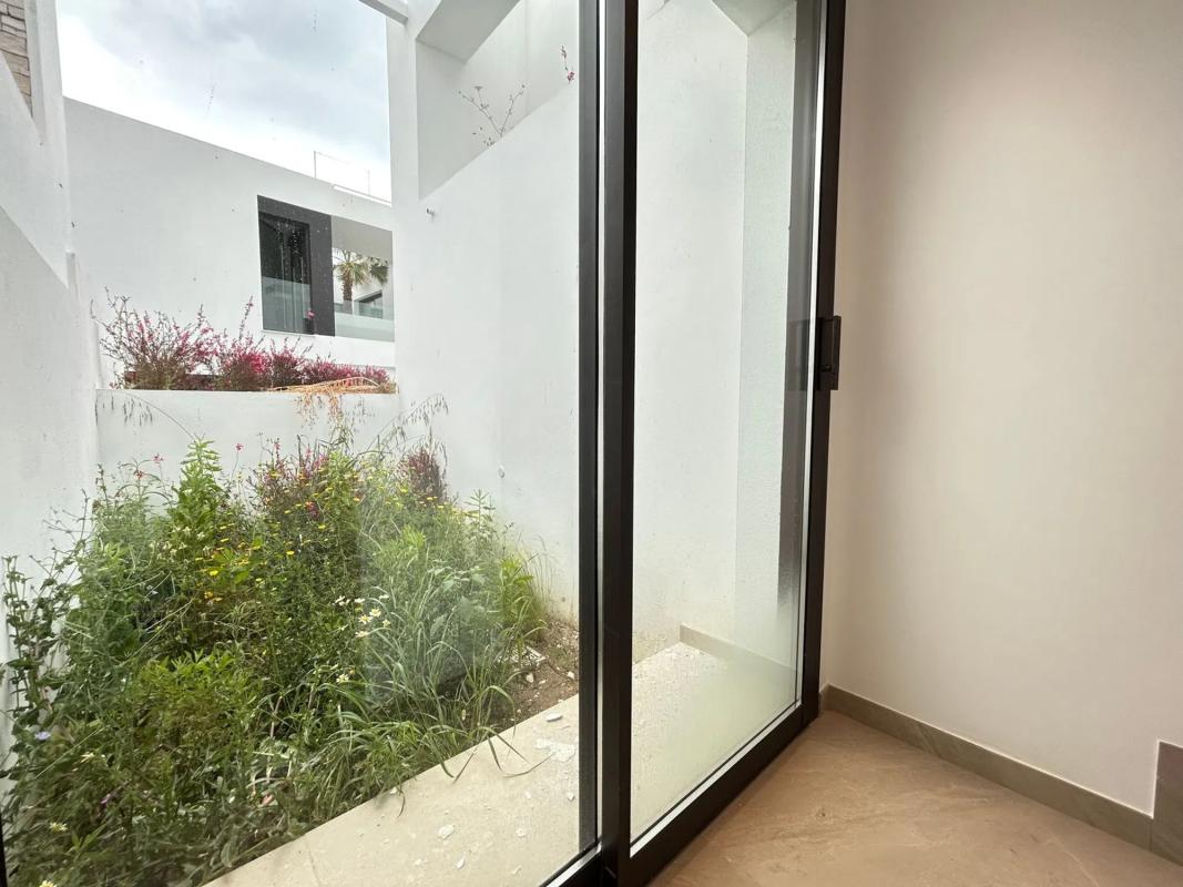 Properties for sale and rent in Spain photo 4