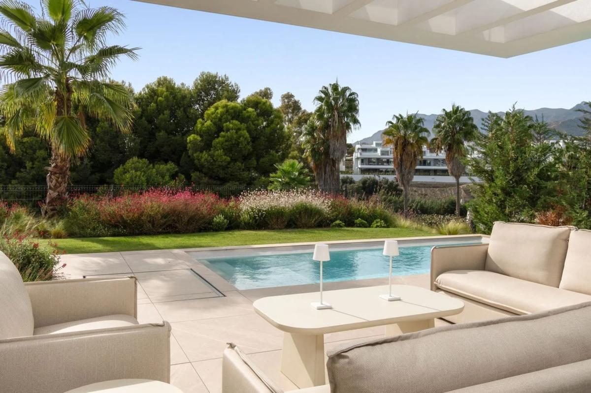 Properties for sale and rent in Spain photo 3