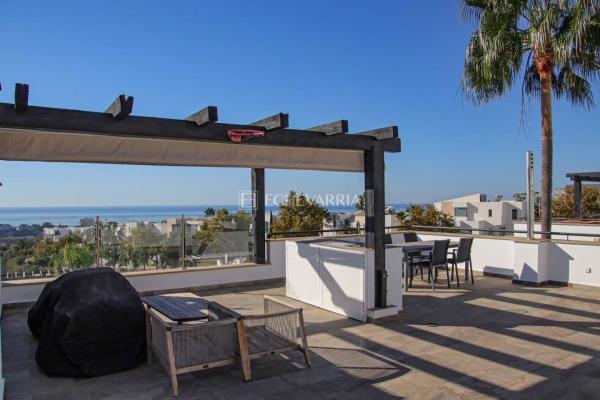 Chalet adosado en venta en Barrio Santa Clara , Marbella photo 1