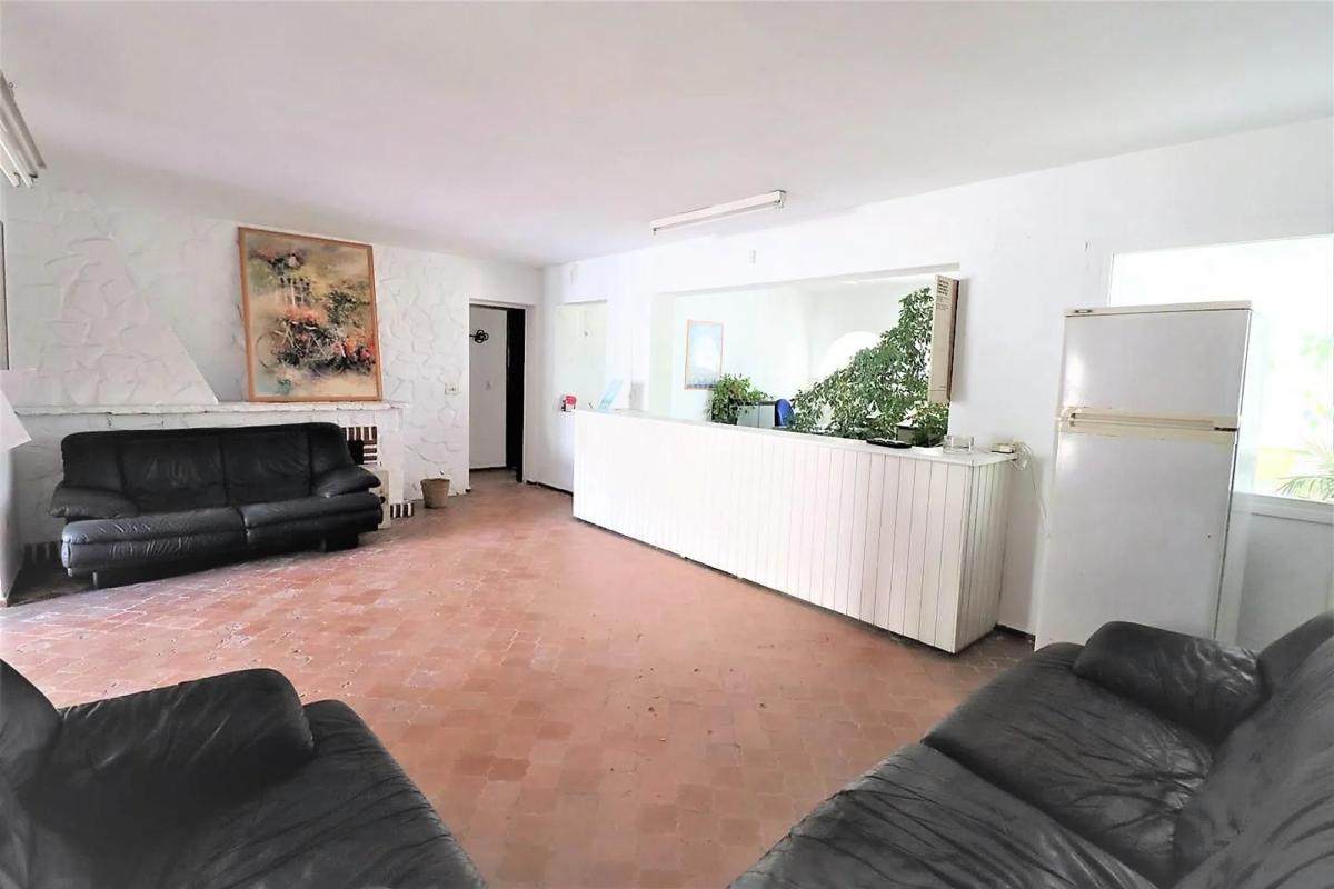 Продажа отдельного шале в  Barrio Costabella, Марбелла photo 4